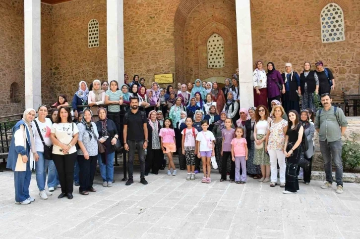 Demircili kadınlar Manisa’yı gezdi
