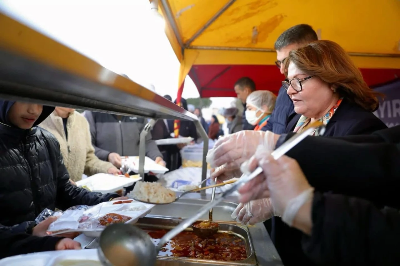 Didimliler iftar sofralarında buluştu
