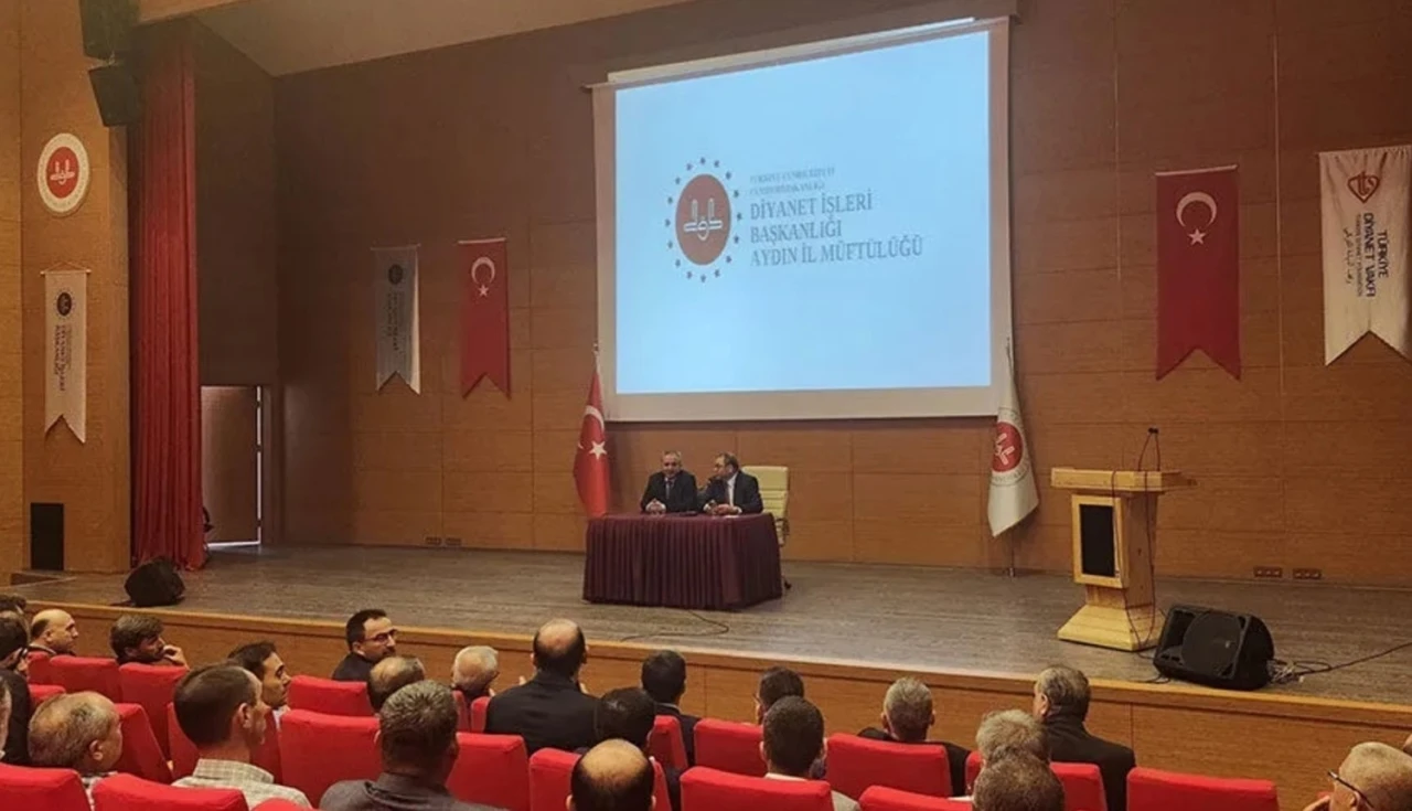 Din Hizmetleri Genel Müdürü Dr. Kondi: "İnsanlık, Hz. Peygamberin getirdiği evrensel ilkelere muhtaç"
