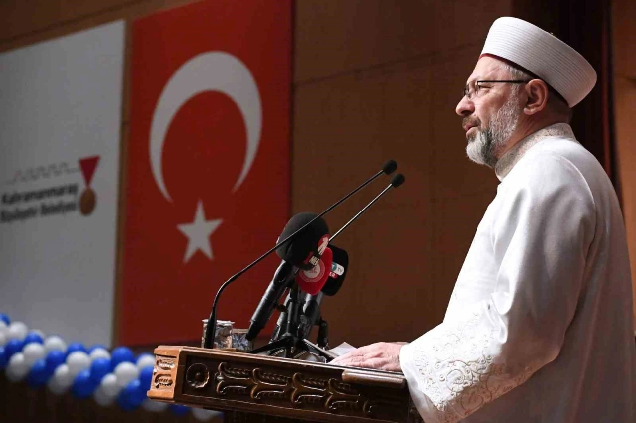 Diyanet İşleri Başkanı Erbaş: &quot;Milletimiz 6 Şubat depremlerinde hiçbir karşılık beklemeden her türlü imkanını seferber etmiştir&quot;
