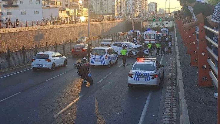 Diyarbakır’da otomobil ile motosiklet çarpıştı: 5 yaralı
