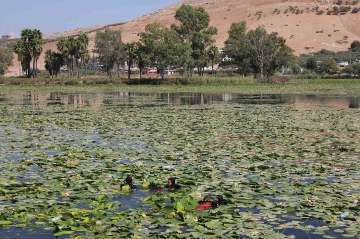 Doğa harikası Gölbaşı Gölü’nde kıyı ve dip temizliği gerçekleştirildi
