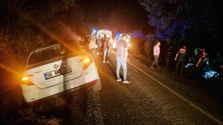 Domaniç’te trafik kazası:  3 yaralı
