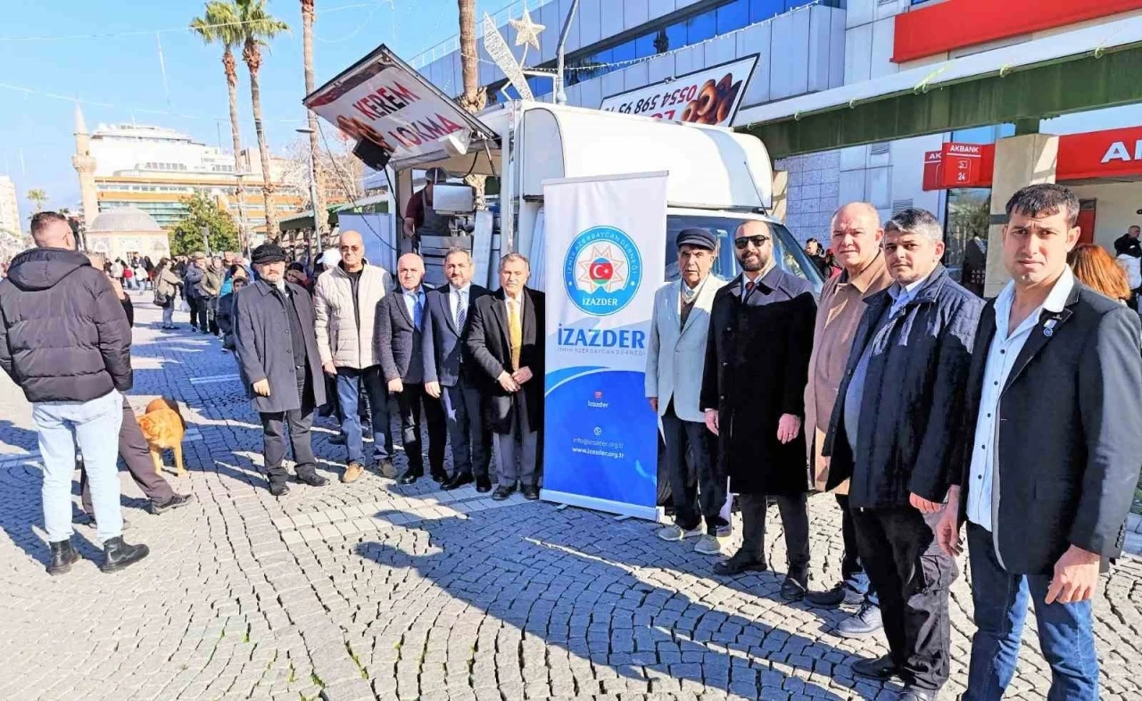 Düşürülen Azerbaycan uçağında hayatını kaybedenler İzmir’de anıldı
