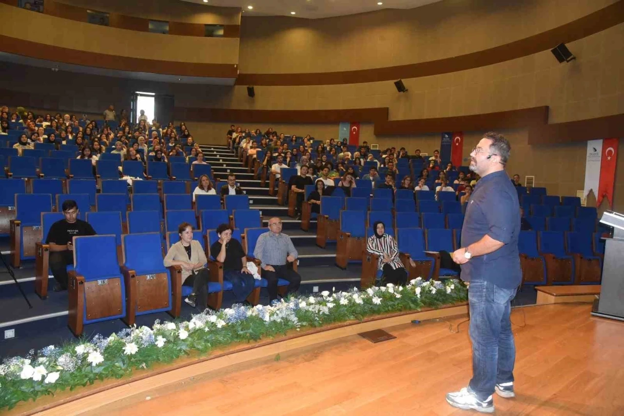 Düzce Üniversitesi beden dilini öğretti
