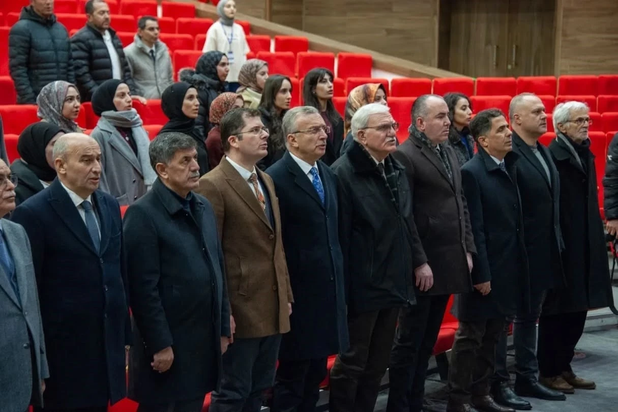 EBYÜ’de &quot;Yeniden Dirilişin Sembolü Nevruz&quot; isimli konferans düzenlendi
