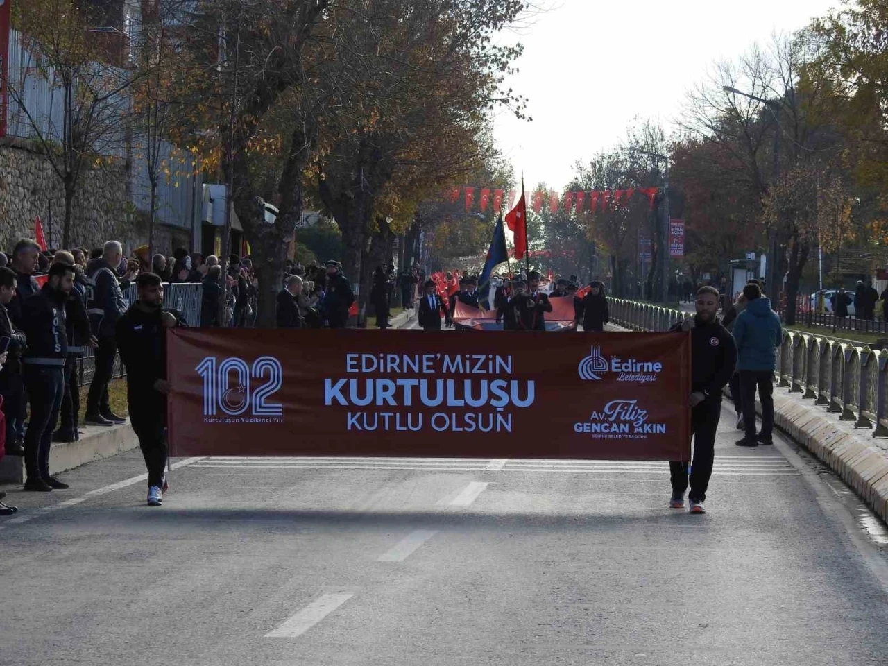 Edirne’nin düşman işgalinden kurtuluşunun 102. yılı törenle kutlandı
