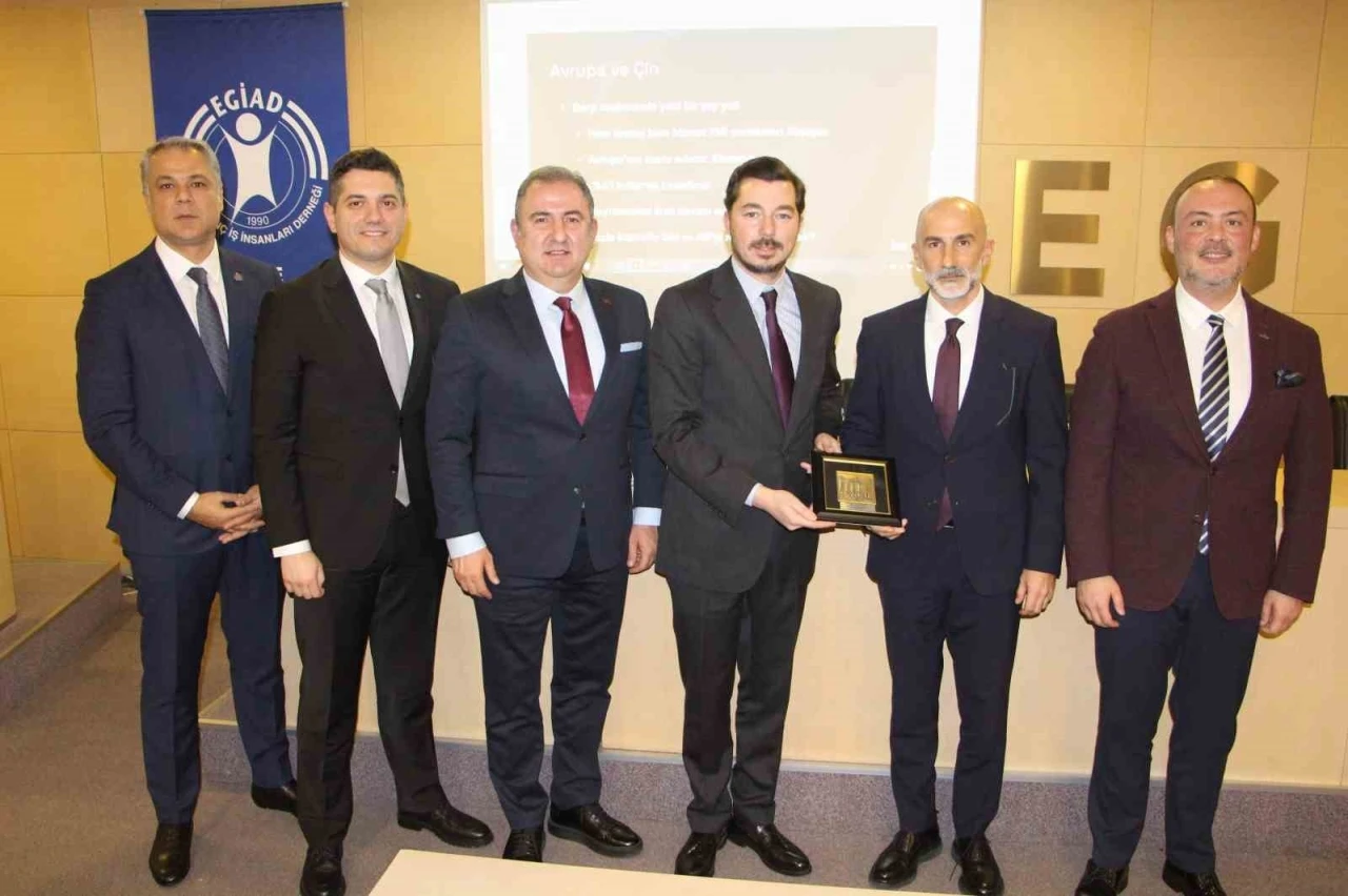 EGİFED, yeni yıl öncesi ekonomiyi masaya yatırdı
