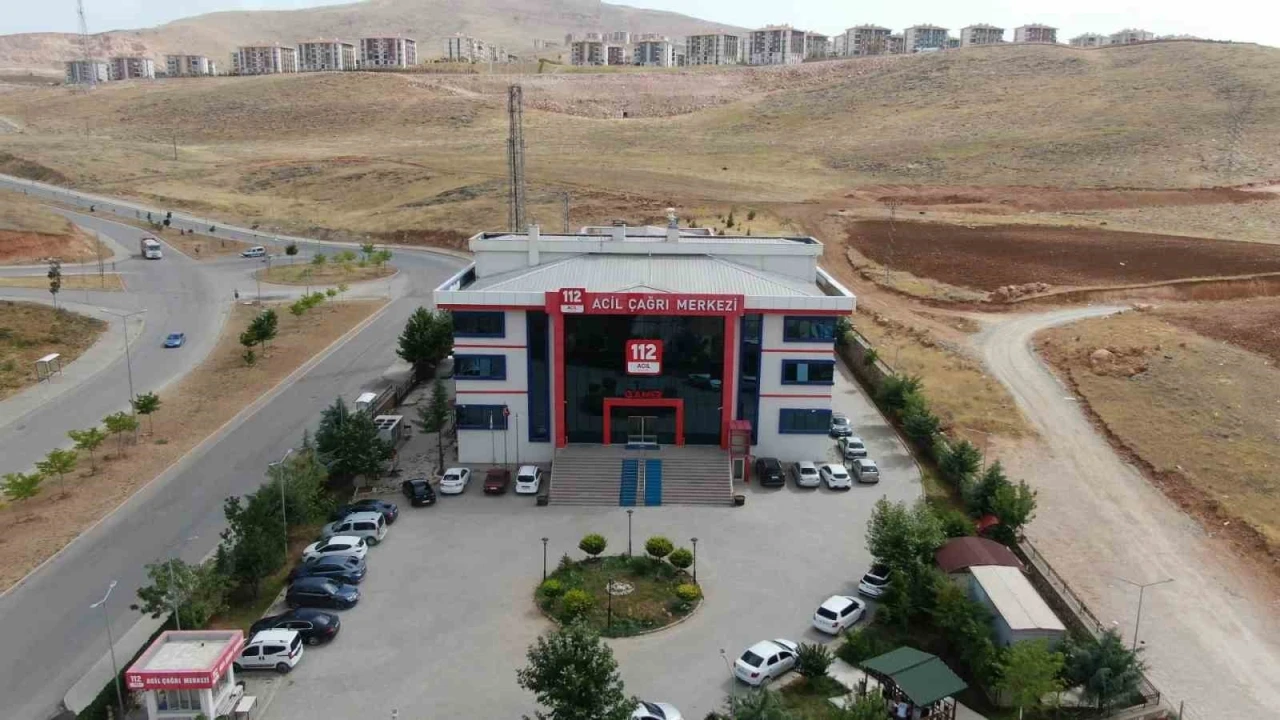 Elazığ 112 Acil Çağrı Merkezi 1 yılda 430 bin asılsız çağrı aldı
