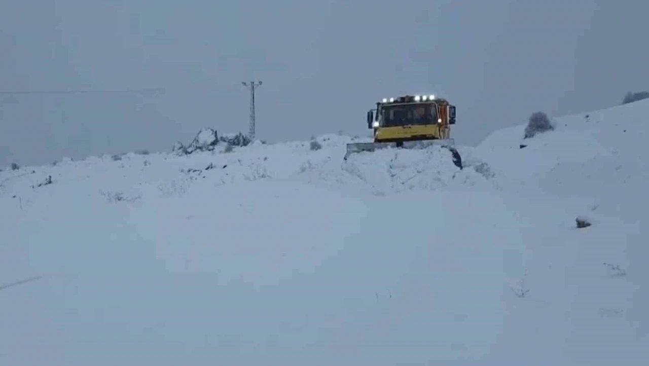 Elazığ’da 106 köy yolu ulaşıma kapandı
