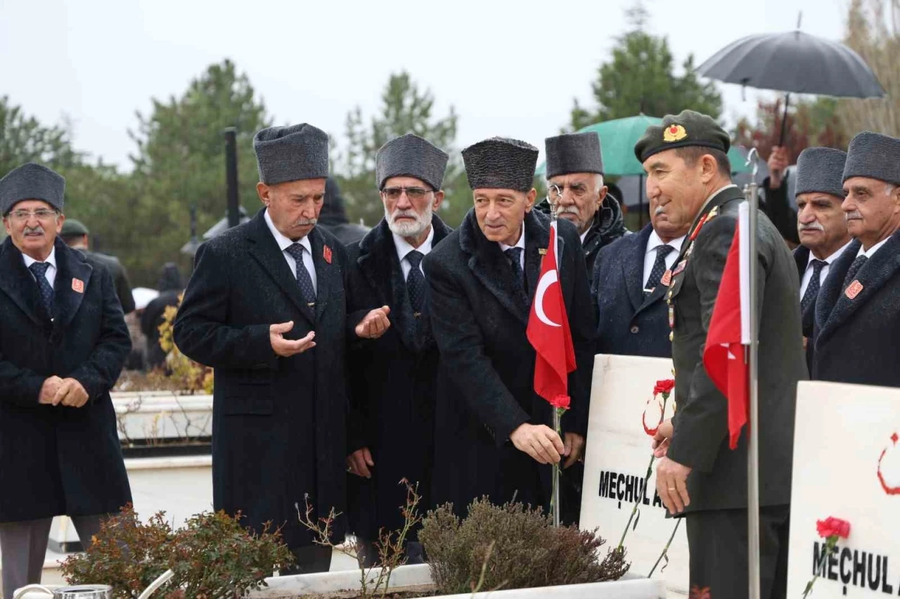 Elazığ’da 18 Mart Çanakkale Zaferi ve Şehitleri Anma Günü programı düzenlendi
