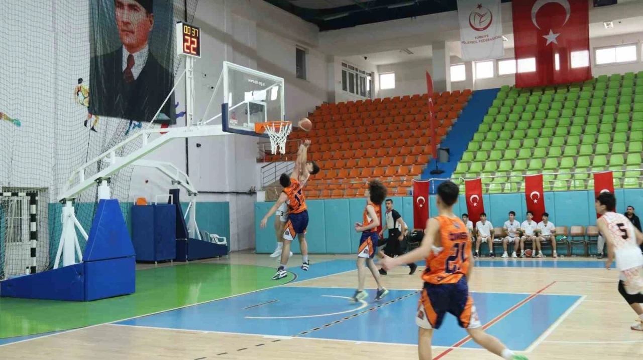 Elazığ’da basketbol bölge şampiyonası tamamlandı
