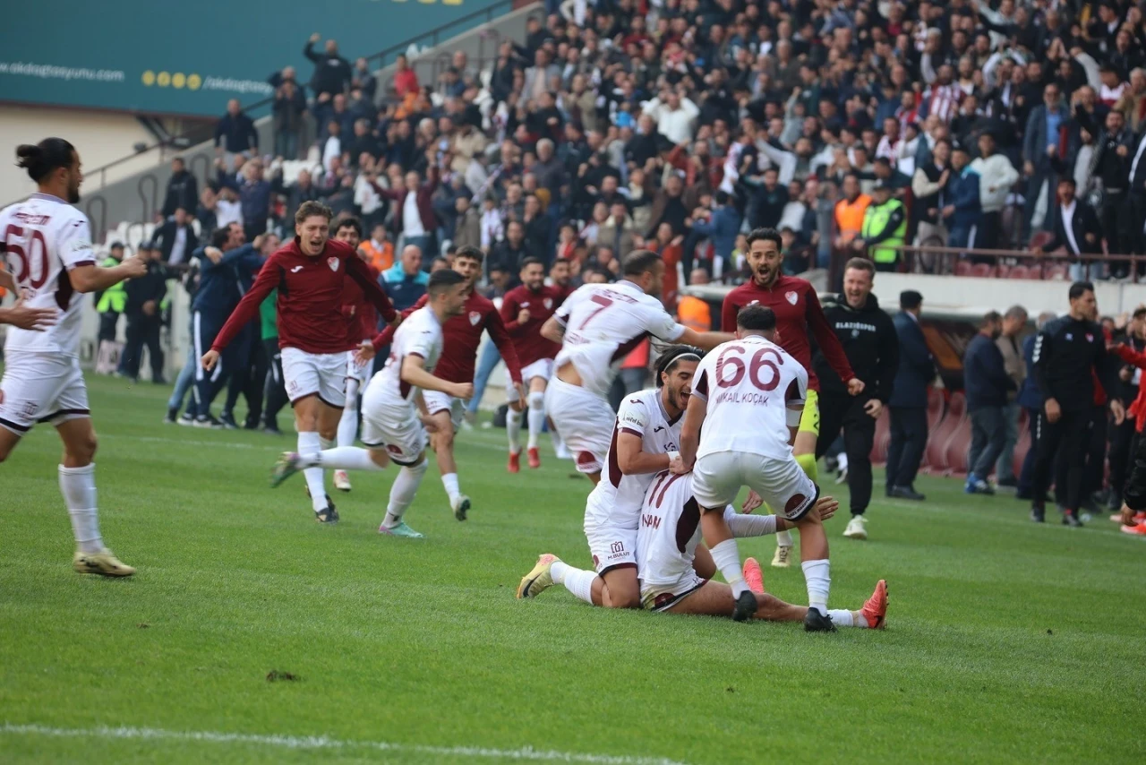 Elazığspor pazar günü Beyoğlu Yeni Çarşı’yı konuk edecek
