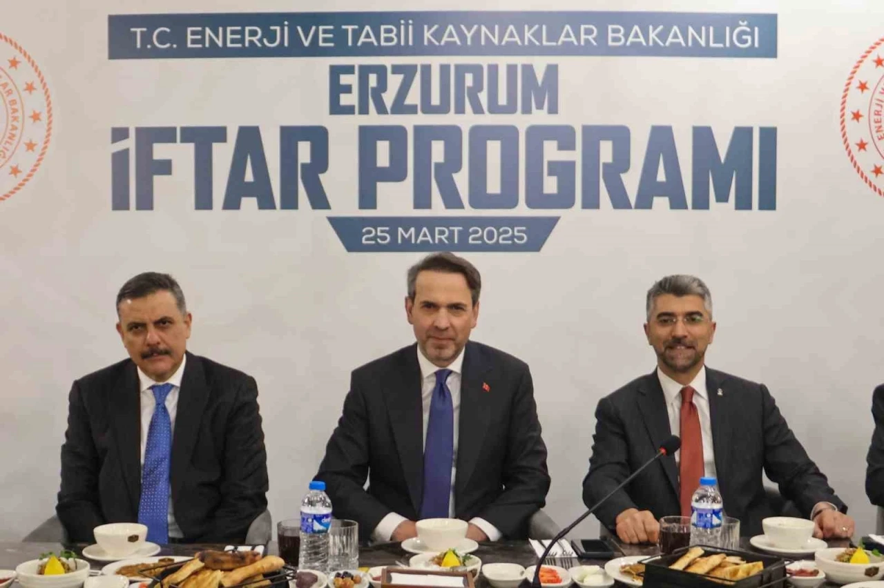 Enerji ve Tabii Kaynaklar Bakanı Bayraktar: &quot;Türkiye büyüyor, Türkiye’nin ihtiyaçları da artıyor&quot;
