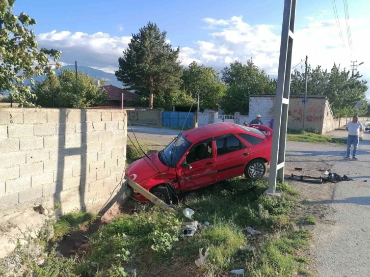 Erzincan’da trafik kazası: 2 yaralı
