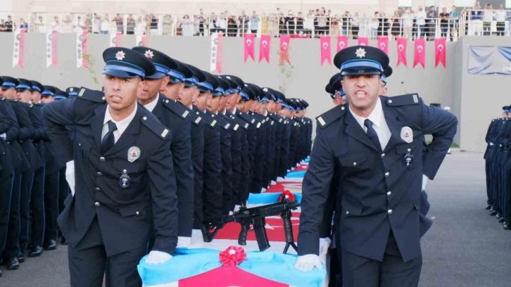 Erzurum’da polis adaylarının mezuniyet heyecanı
