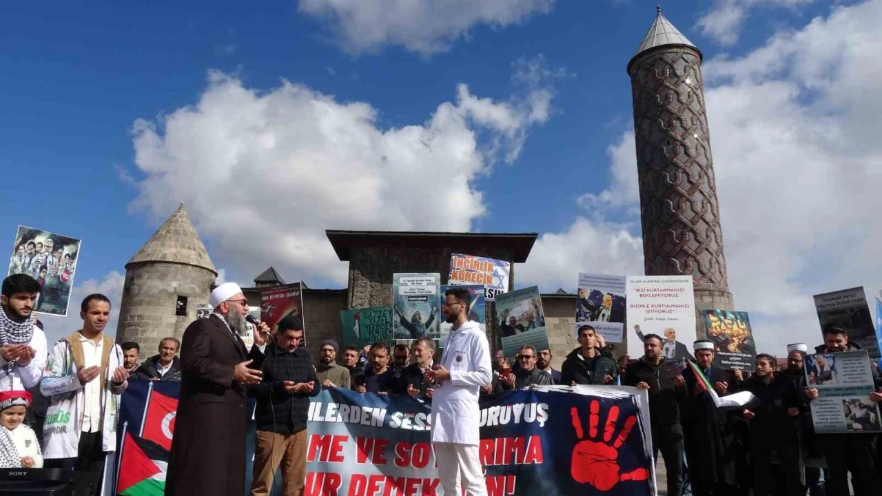 Erzurum’da Yahya Sinvar için gıyabi cenaze namazı kılındı
