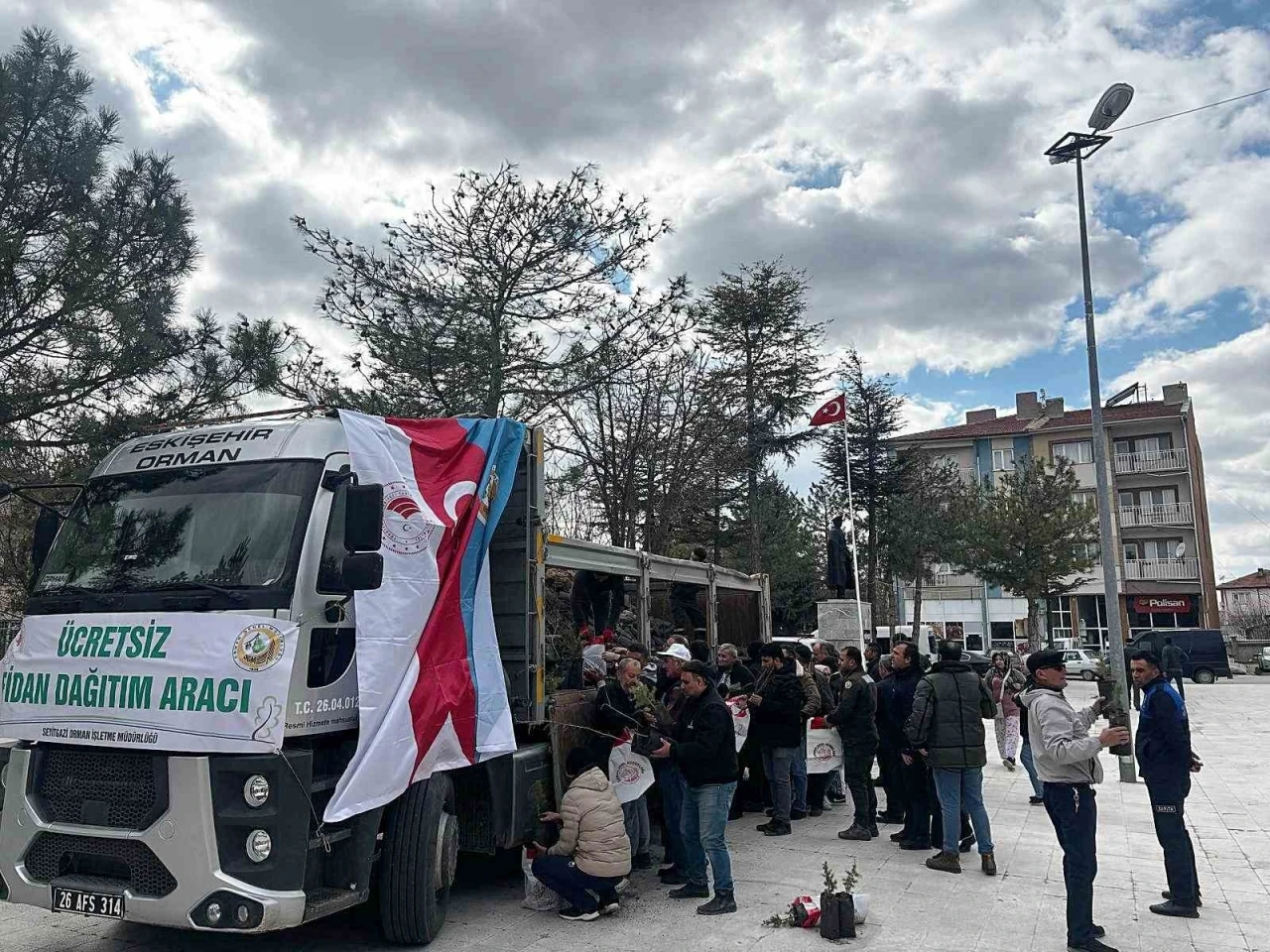 Eskişehir’de Orman Haftası ve Ağaç Bayramı etkinlikleri düzenlendi
