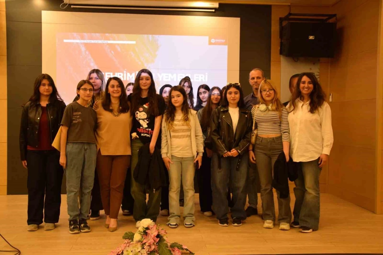 Eskişehir’de Turizm Haftası’nda ‘Şehrimizin Yemekleri’ semineri düzenlendi
