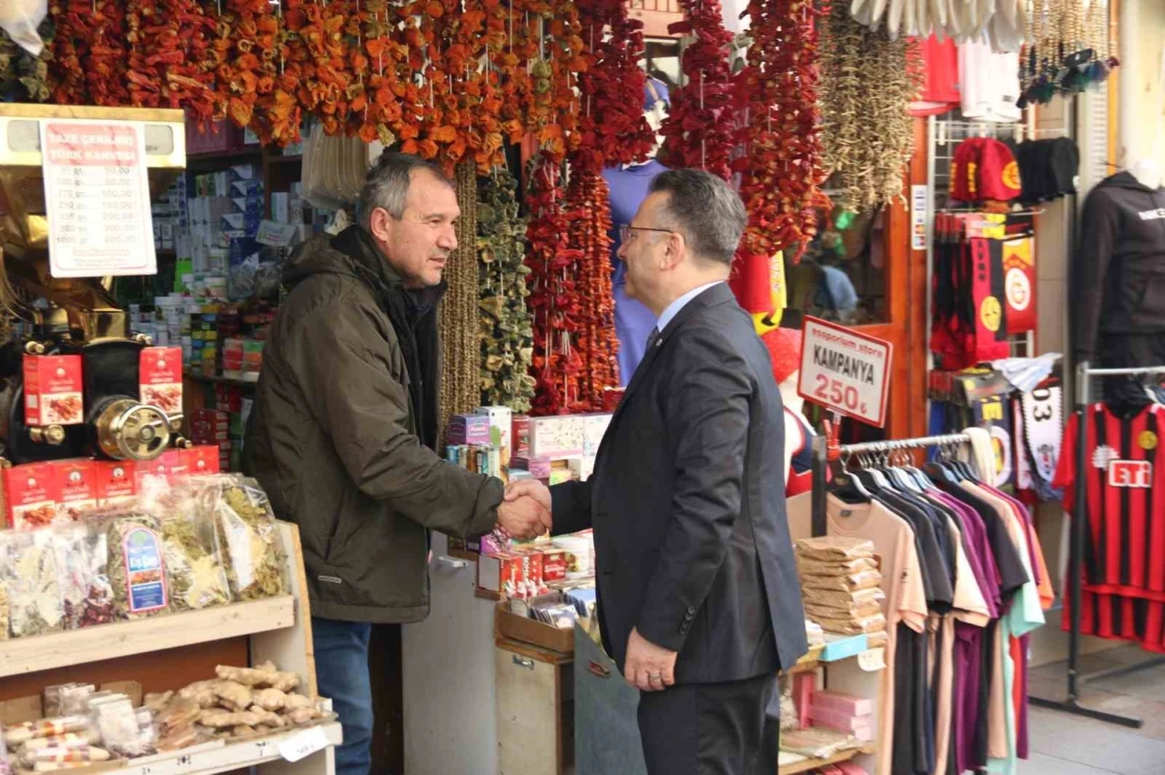 Esnaftan, ziyaretlerine gelen Vali Hüseyin Aksoy’a ikram
