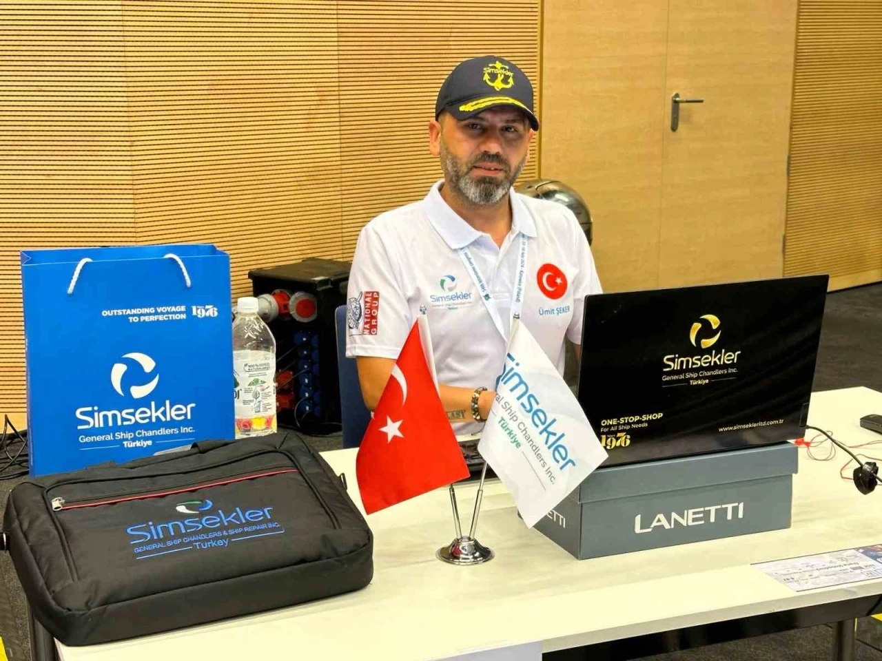 F klavye yarışmasında Türkiye’nin en hızlı parmaklarından biri İzmir’den
