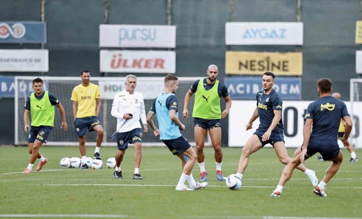 Fenerbahçe, Galatasaray derbisi hazırlıklarını sürdürdü
