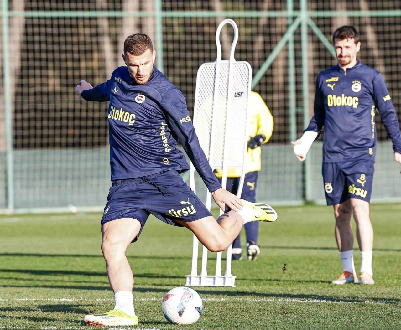 Fenerbahçe, Göztepe maçı hazırlıklarına başladı
