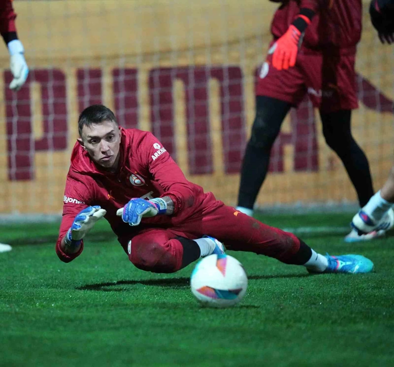 Galatasaray, Göztepe maçı hazırlıklarını sürdürdü
