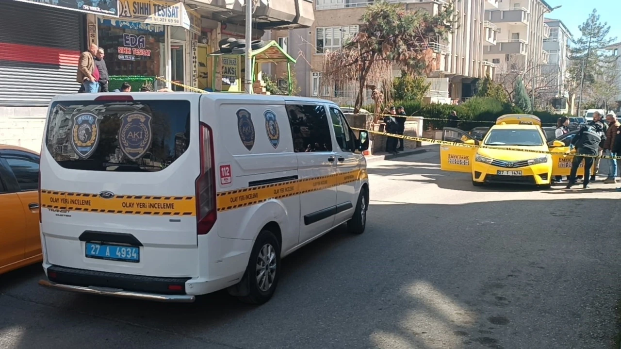 Gaziantep’te polis memurundan kardeşlerine silahlı saldırı: 1’i ağır 2 yaralı
