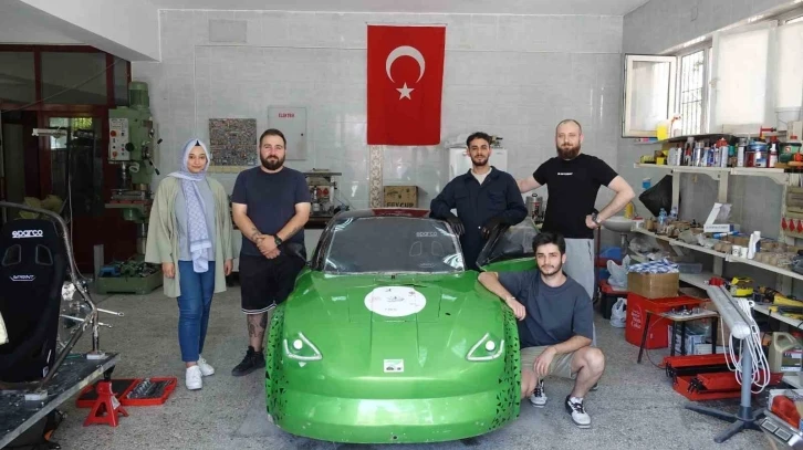 Gaziantep Üniversitesi öğrencileri TEKNOFEST’te birincilik hedefliyor
