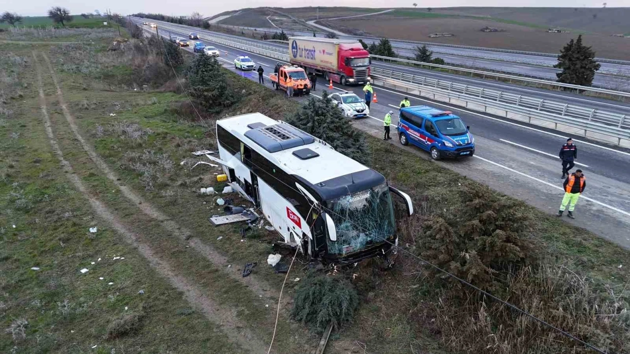 Gelibolu’daki otobüs kazasında yaralı sayısı 40’a yükseldi
