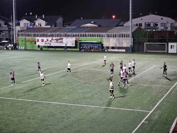 Gölcük’te Başkanlık Kupası Futbol Turnuvası heyecanı
