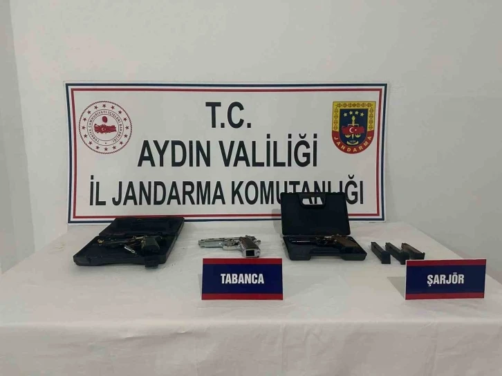 Güzelçamlı’da üç adet tabanca ele geçirildi
