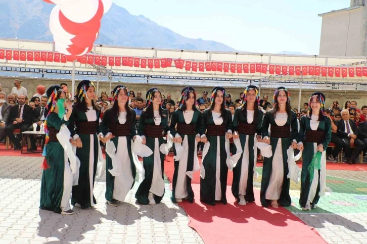 Hakkari’de İlköğretim Haftası coşkuyla kutlandı
