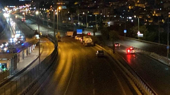 Haliç Köprüsü’nde asfalt yenileme çalışması: Ankara istikameti trafiğe kapatıldı
