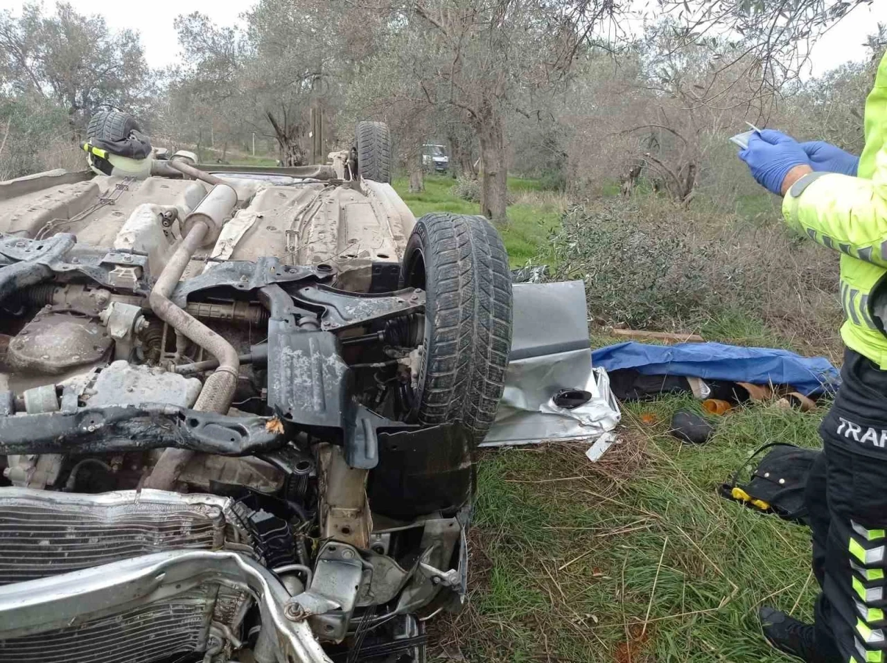 Havran’da otomobil takla attı: 2 ölü
