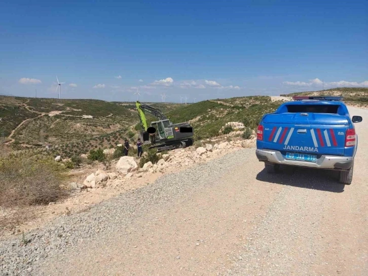 Hazine arazisinde izinsiz kazı yapan şüpheli yakalandı
