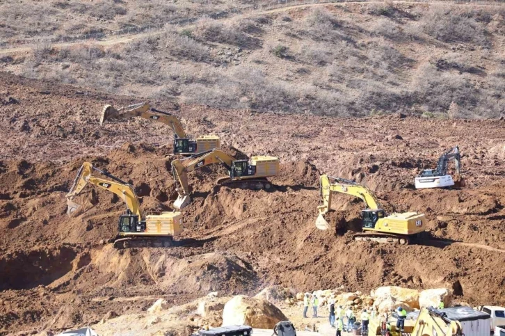 İliç’teki madende arama çalışmaları sürüyor
