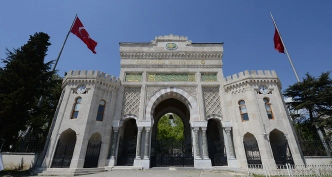 İSTANBUL ÜNİVERSİTESİNE GÜNEŞ PANELİ KURULSUN, KARBON BİTSİN