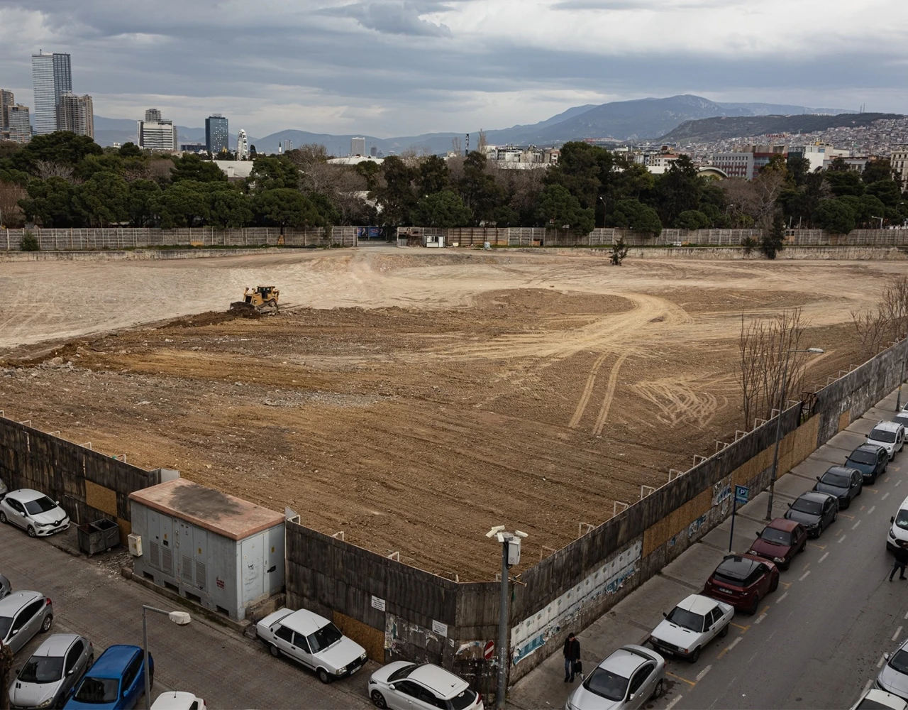 İzmir Büyükşehir Belediyesinden "Basmane Çukuru" açıklaması
