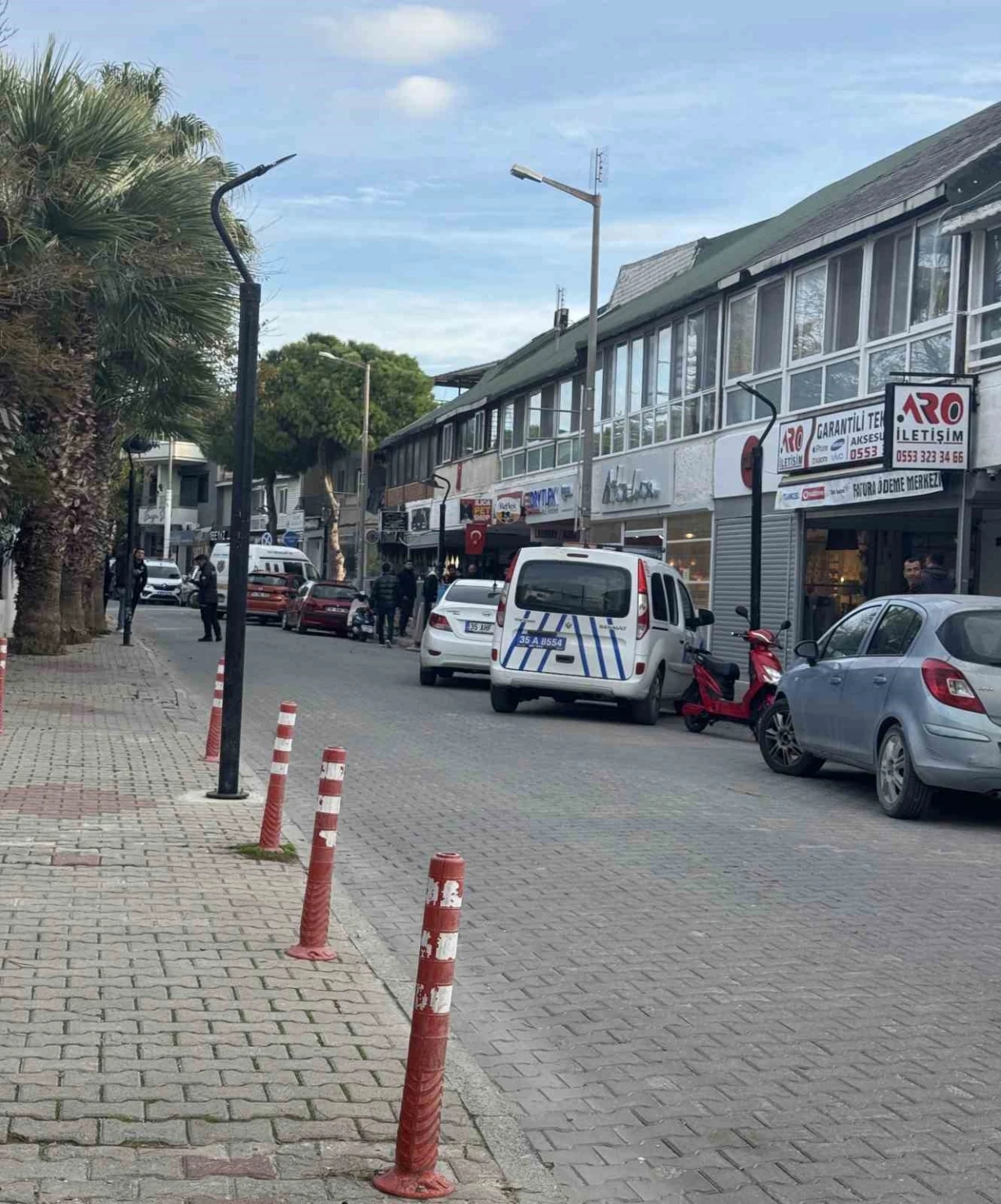 İzmir’de kuru temizleme dükkanını kurşunlayan 3 şüpheli tutuklandı
