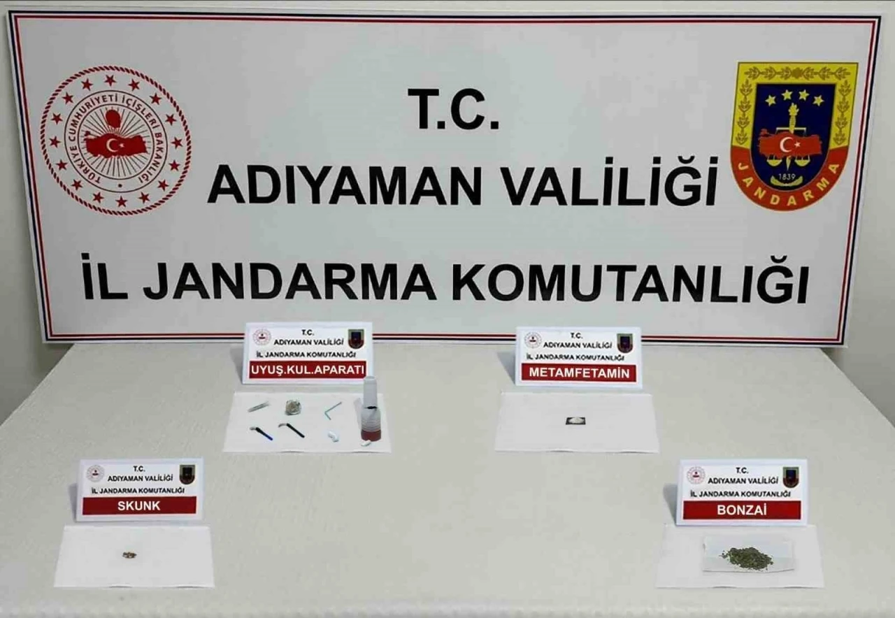 Jandarma ekiplerinden uyuşturucuya geçit yok
