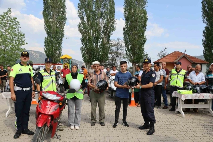 Jandarma “Köy Yolunda Trafikte Her şey Yolunda&quot; projesini tanıttı
