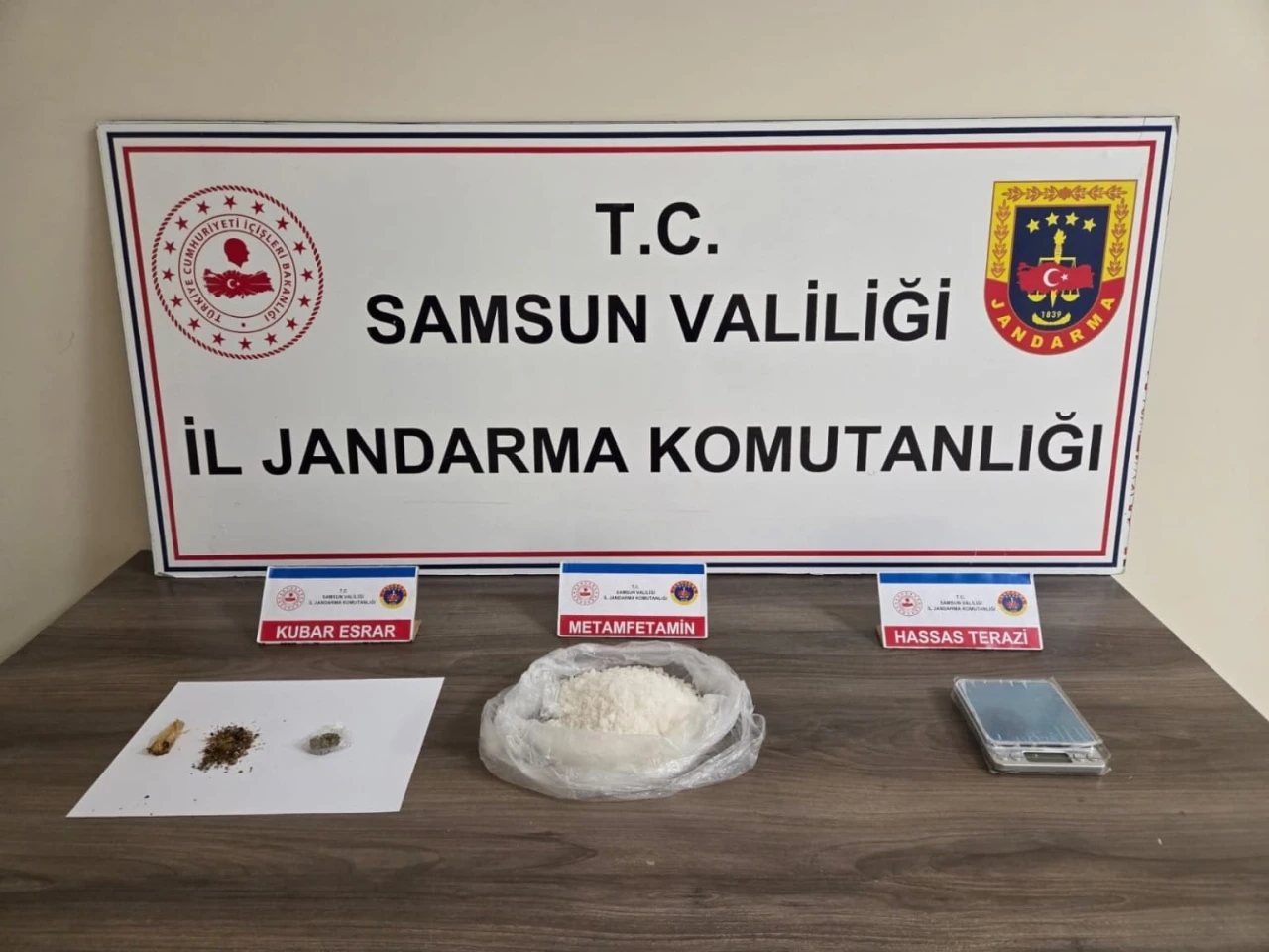 Jandarmadan uyuşturucu operasyonu
