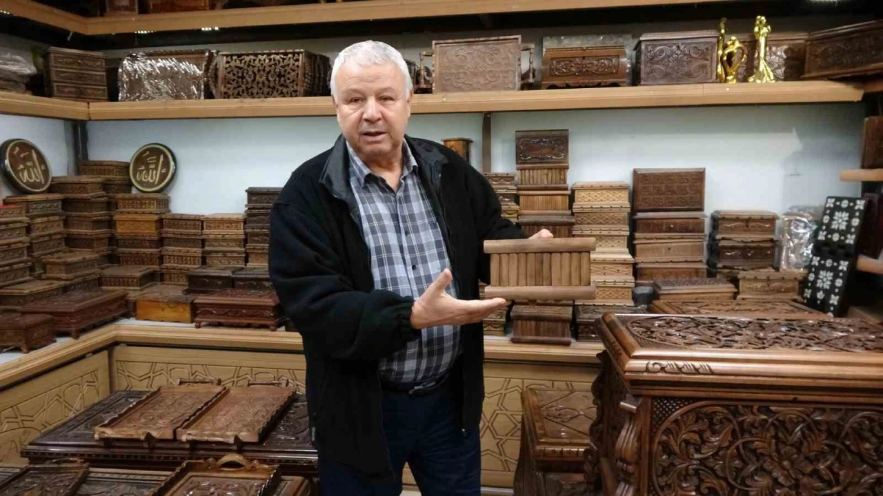 Kahramanmaraş’ın ceviz oyma sandıkları geçmişten günümüze ilgi görüyor
