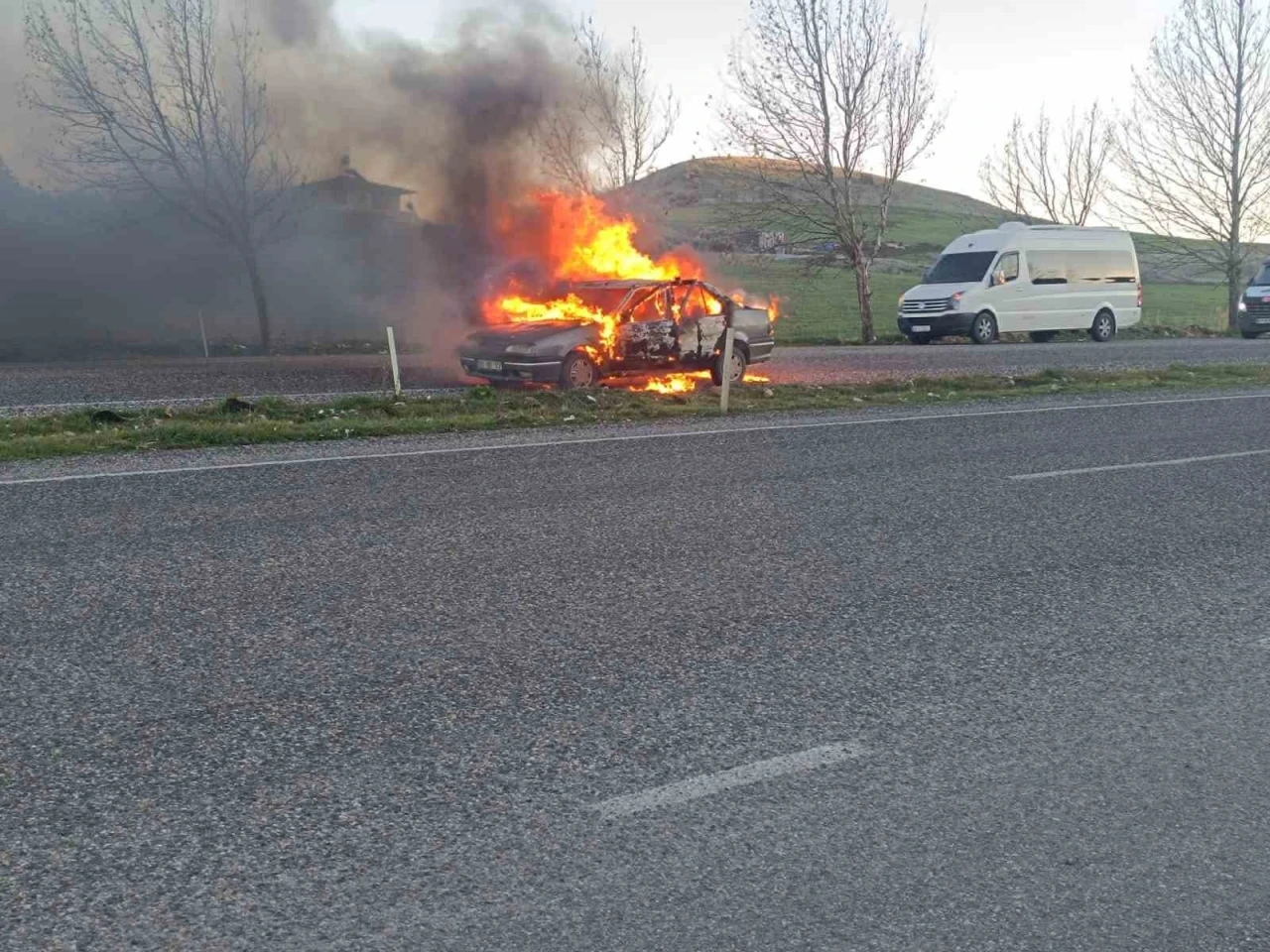 Kahramanmaraş’ta otomobil yangını
