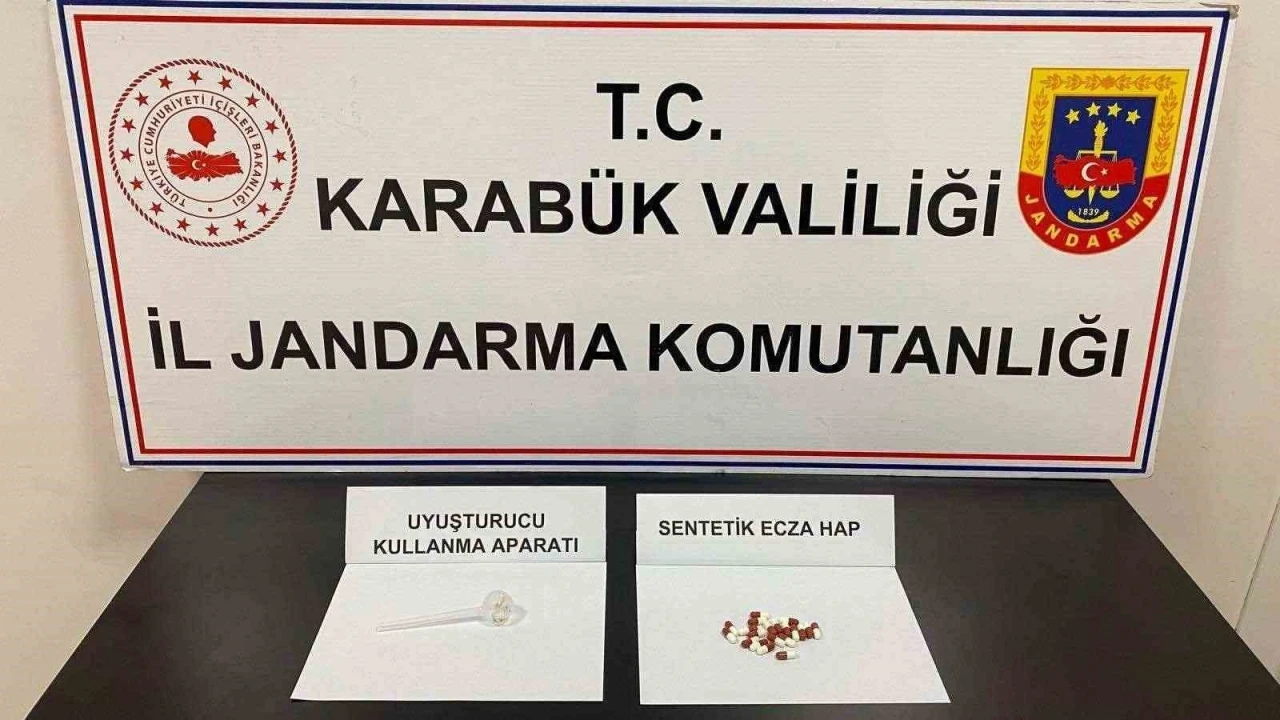 Karabük’te 20 adet sentetik ecza hap ele geçirildi
