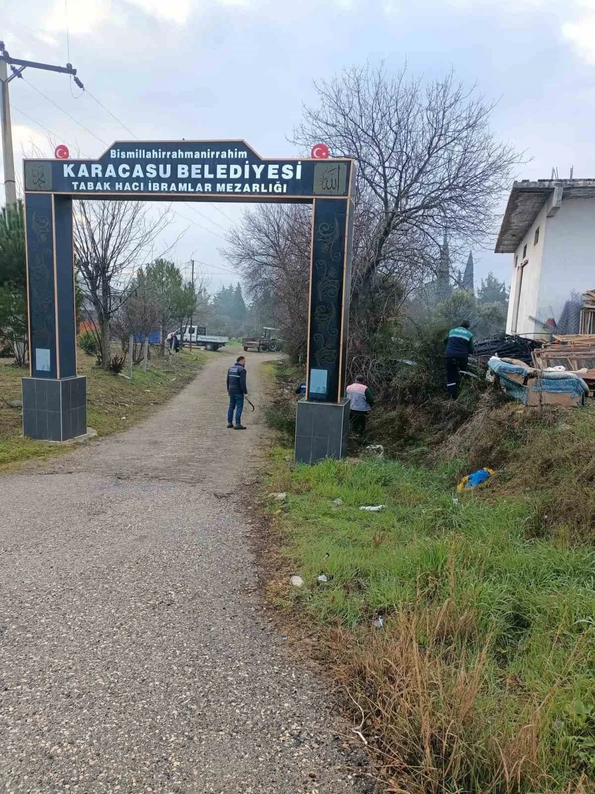 Karacasu’da temizlik çalışmaları devam ediyor
