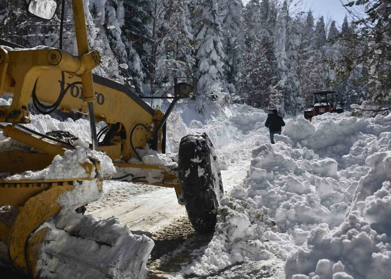 Kastamonu’da yolu kapalı köy sayısı 678’e yükseldi
