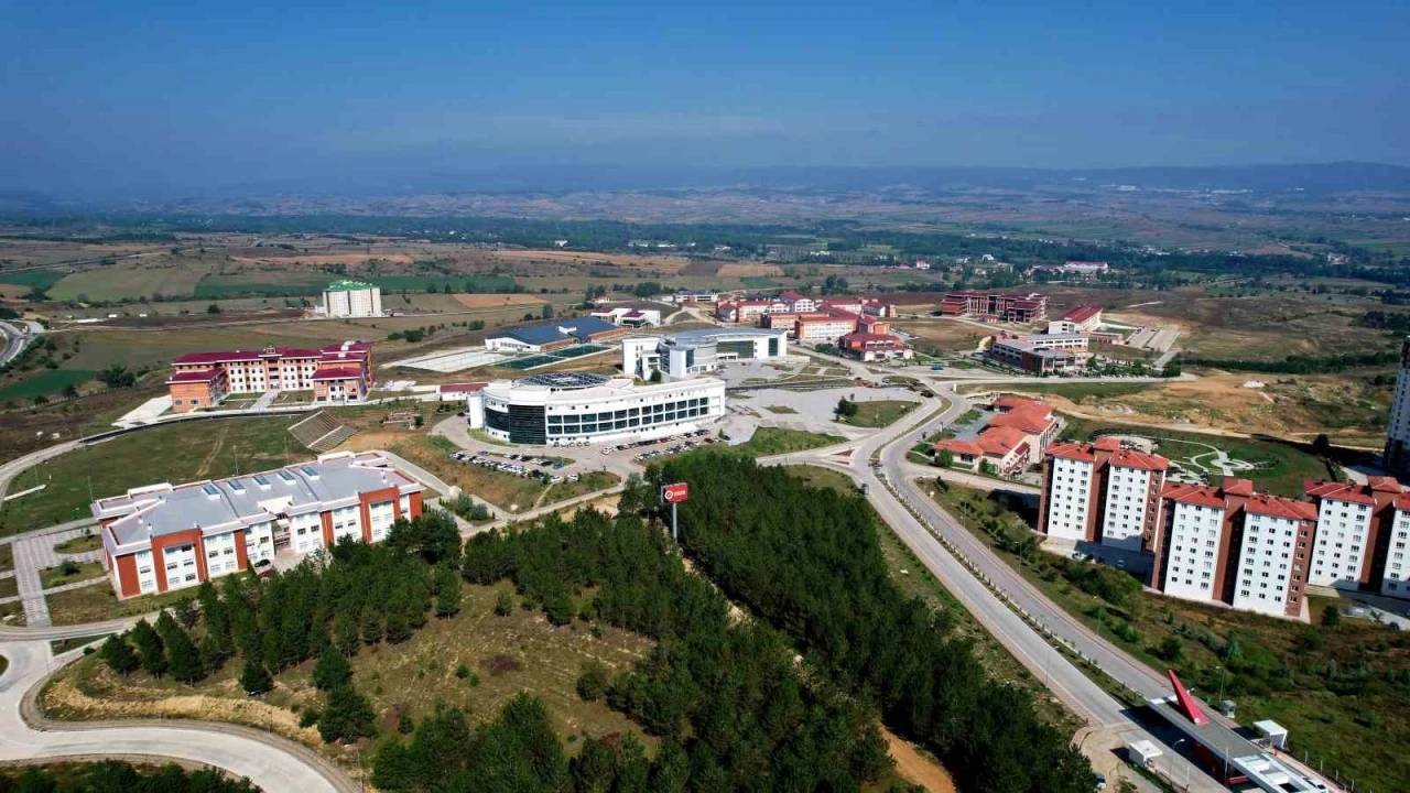 Kastamonu Üniversitesi, URAP dünya sıralamasında yükselişini sürdürdü
